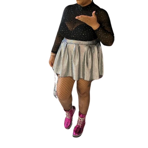 🪩 PLUS Sequin Skirt 🪩 - Picture 6 of 7